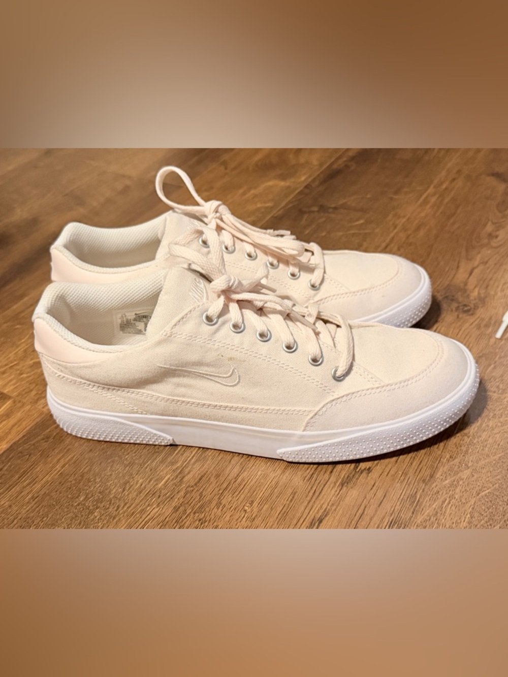 Nike court legacy